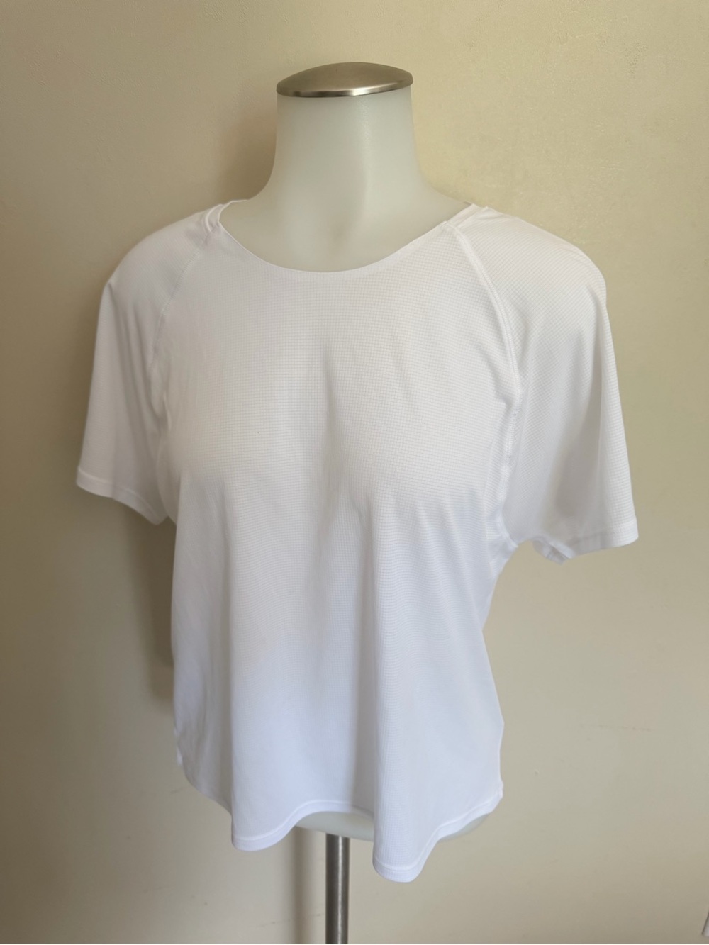 Athleta White Short Sleeve Active Tee